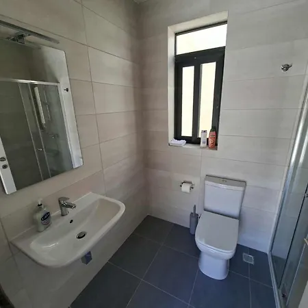 Bright Coastal Penthouse With Huge Terrace Overlooking The Sea- Ghadira Mellieha 아파트 Is-Sellum