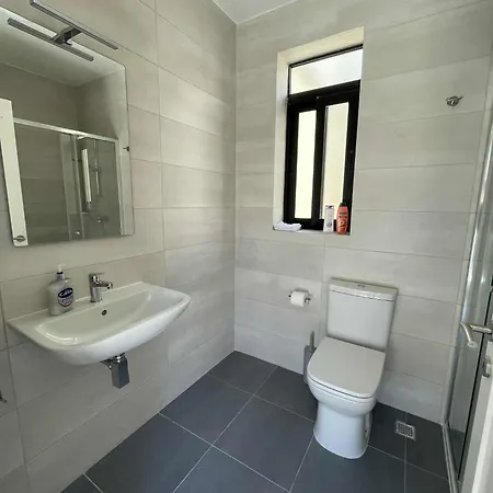 Bright Coastal Penthouse With Huge Terrace Overlooking The Sea- Ghadira Appartamento Mellieħa