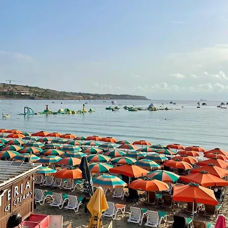 Bright Coastal Penthouse With Huge Terrace Overlooking The Sea- Ghadira * Mellieħa