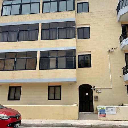 Bright Coastal Penthouse With Huge Terrace Overlooking The Sea- Ghadira Mellieha Is-Sellum